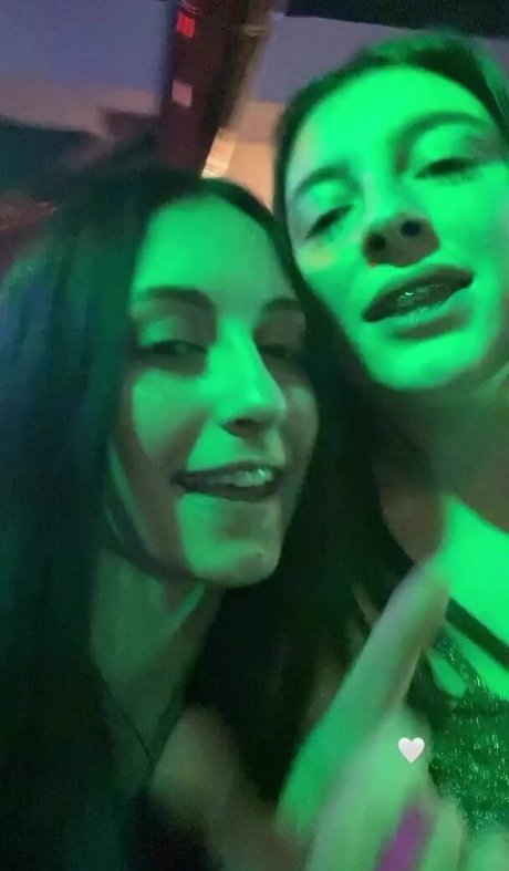 skinny milf onlyfans hot naked pics