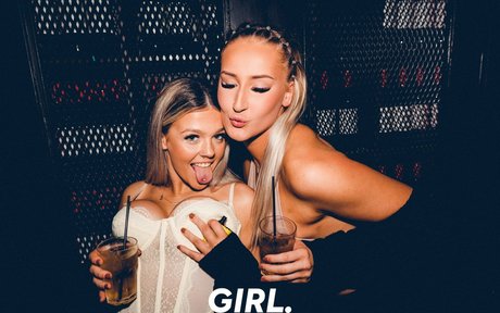 Chantelle A hot star gallery