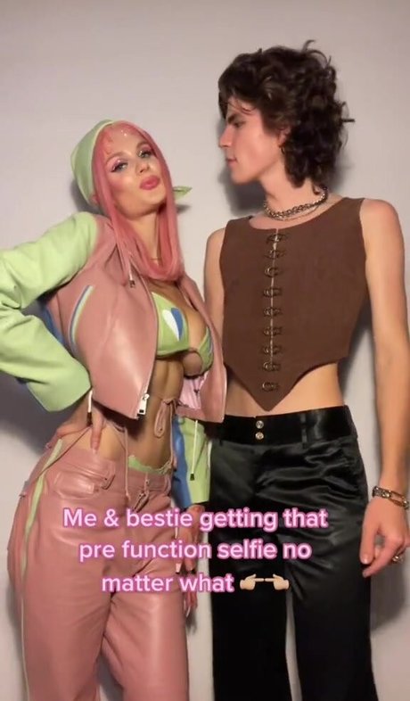 hot mature onlyfans hot naked pic