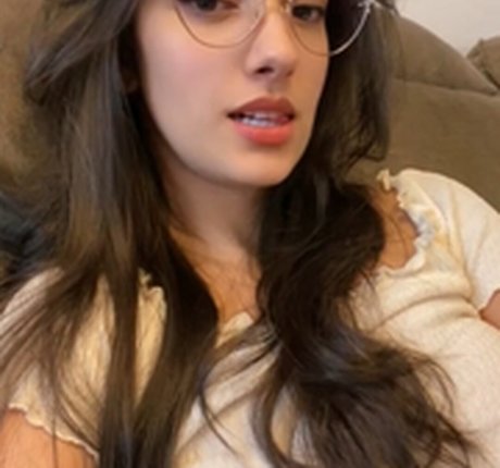 hlpamii sexy model pics