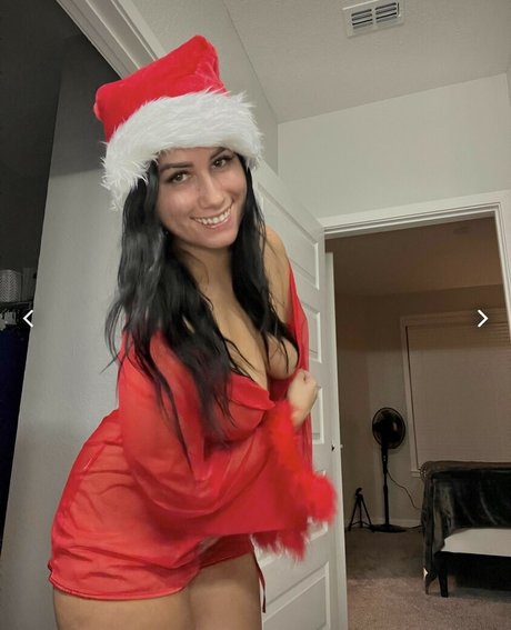 _lovekat model picture