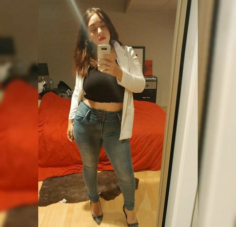 lartdanstoutessesformes Photo Gallery