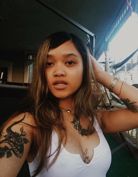 Delagolds pretty star img