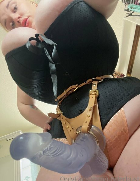 hottest wife onlyfans free nude pic