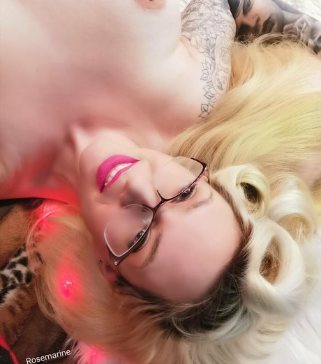 chicks with dicks onlyfans sexy naked pic