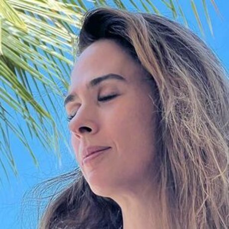 Tata Werneck model pretty picture