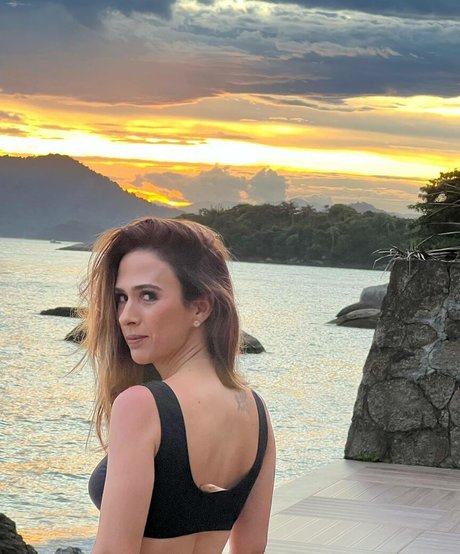 Tata Werneck star adult pic