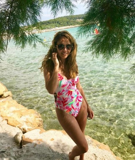 Samia Ghadie erotic pornstar gallery