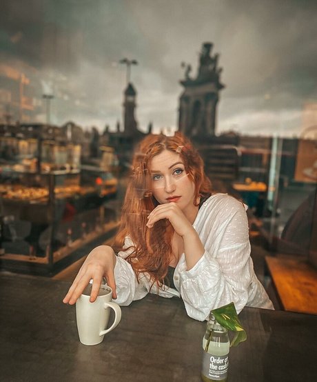 Julia Nilon star nude gallery