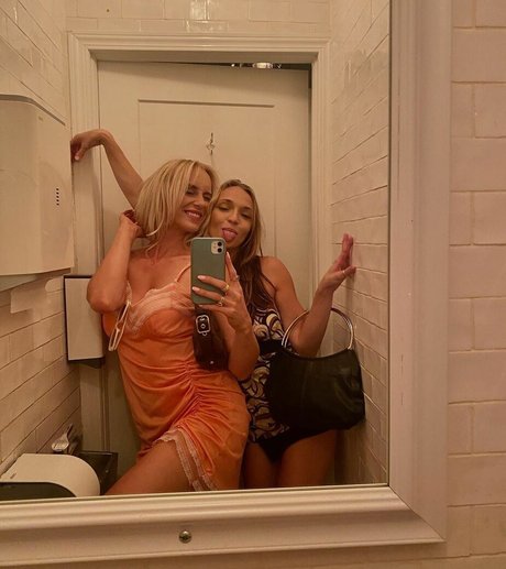 Rachael Nyhuus sexy pornstar archive