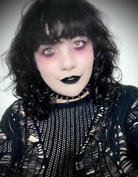 DemonG Bugs art model pictures