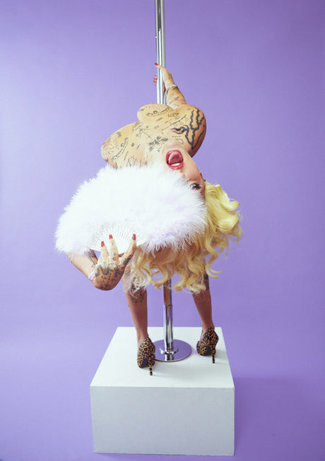 Brooke Candy beautiful model img