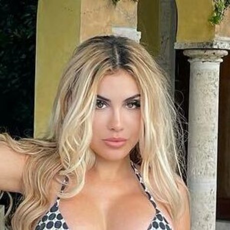 Alexa Dellanos star exclusive gallery