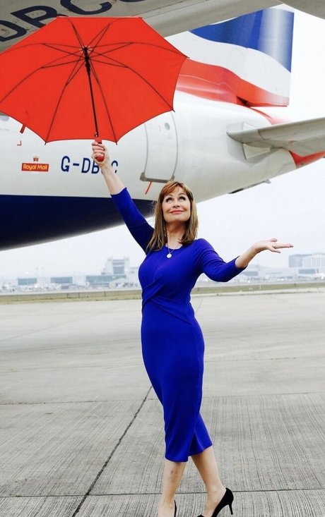 Sian Lloyd model top pic