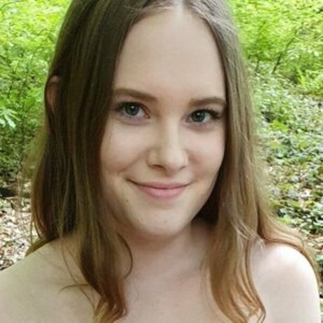 lovlyluna adult actress images