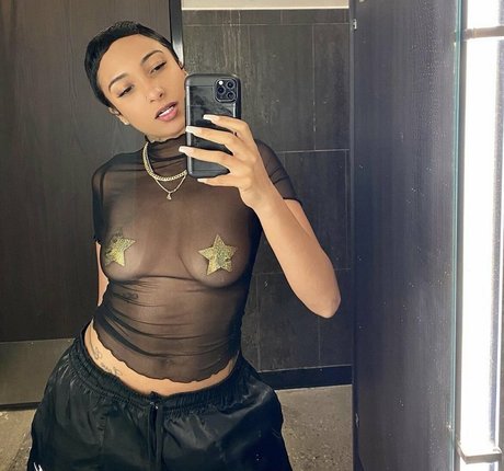 bbyaz star erotic picture