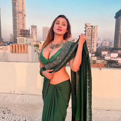 Karrishma Kar adult star pictures