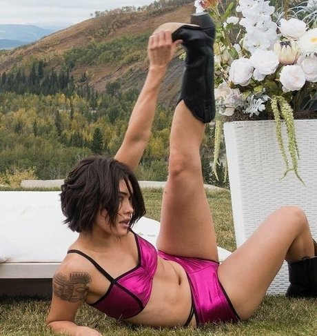 Daniella Pineda pornstar high quality gallery