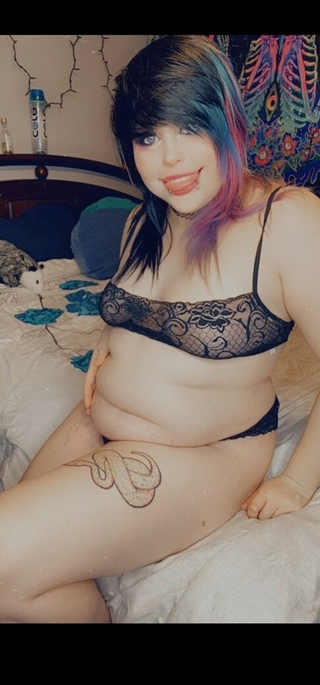 TheeMerr free actress img