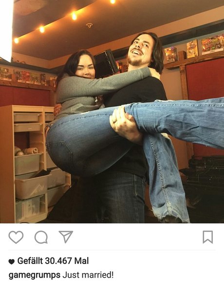 Suzy Berhow nice actress photos