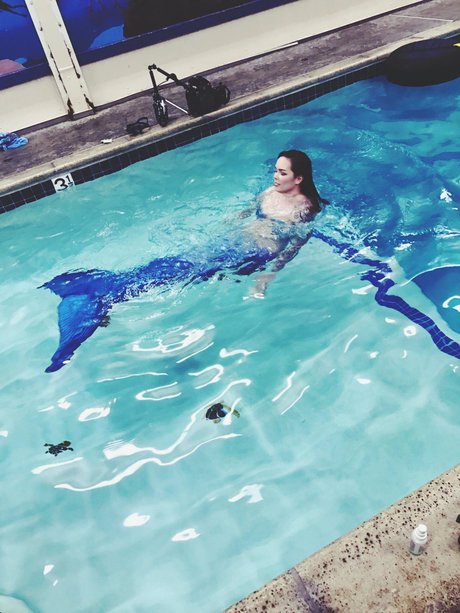 Suzy Berhow hd pornstar pictures