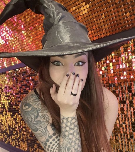 Suzy Berhow star naked pics