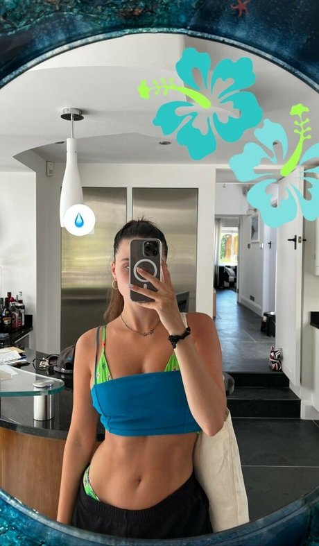 japanese milf onlyfans sexy nude pictures