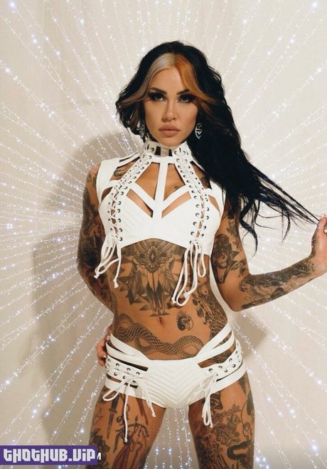 Tara Zep free model pics