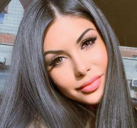 Audriana Hepburn nice model images