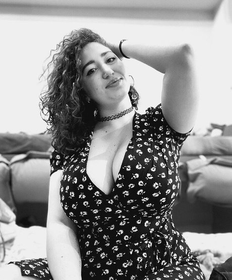 FromRomeToNaples nudes model pictures