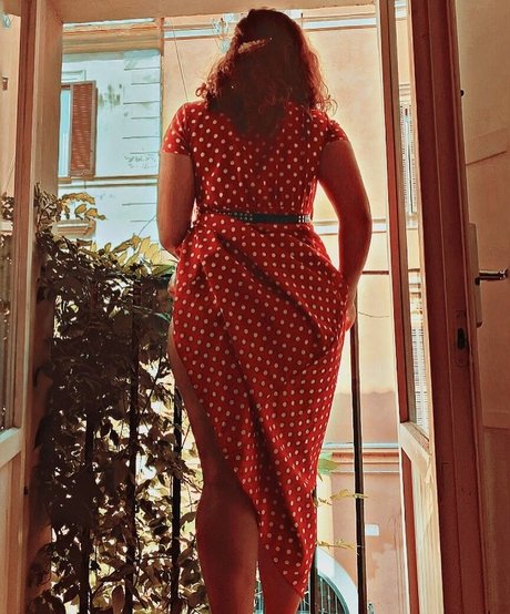 FromRomeToNaples star high quality photos