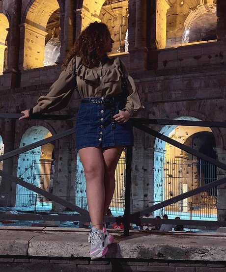 FromRomeToNaples exclusive pornstar pic