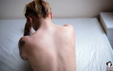 Newbs xo pornographic model pictures