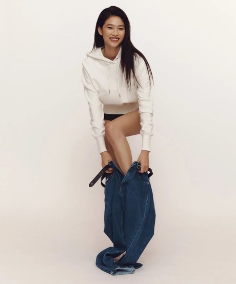 Jung Ho yeon model erotic pic