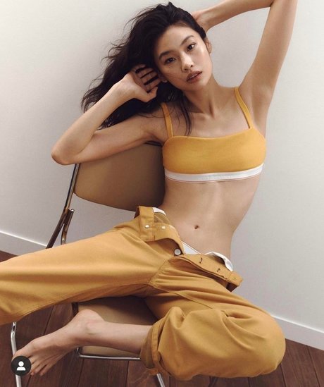 Jung Ho yeon hd model images