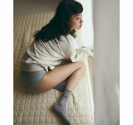 Jung Ho yeon model best pic