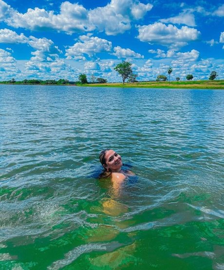 Ana Zimerman star hot pics