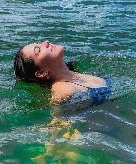 Ana Zimerman art model image