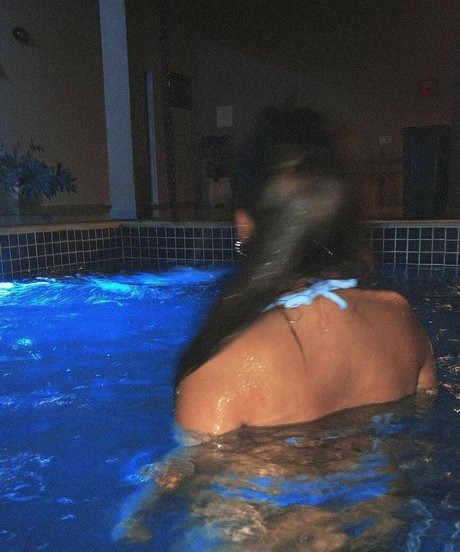 Ana Zimerman model free pictures