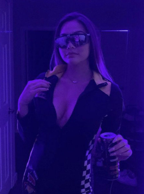 Carly Wong nudes star photos