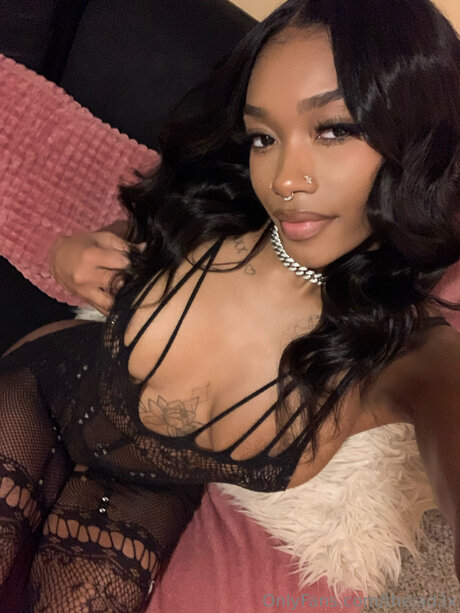 femdom facesitting onlyfans art naked gallery