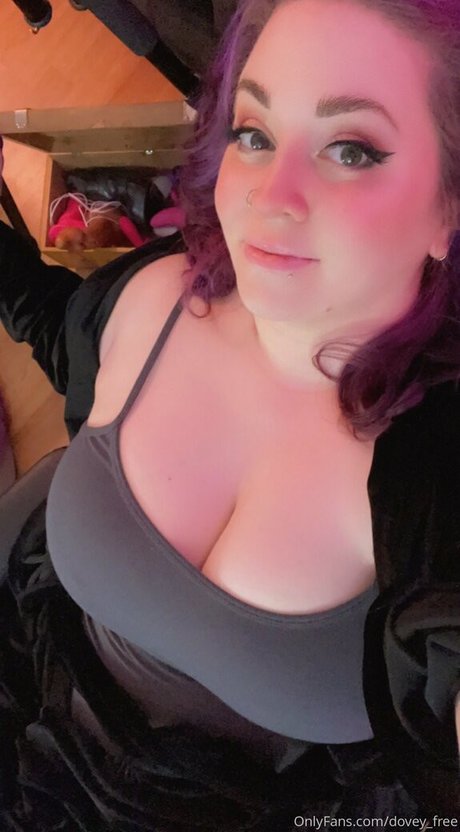 Dovey ASMR exclusive model galleries