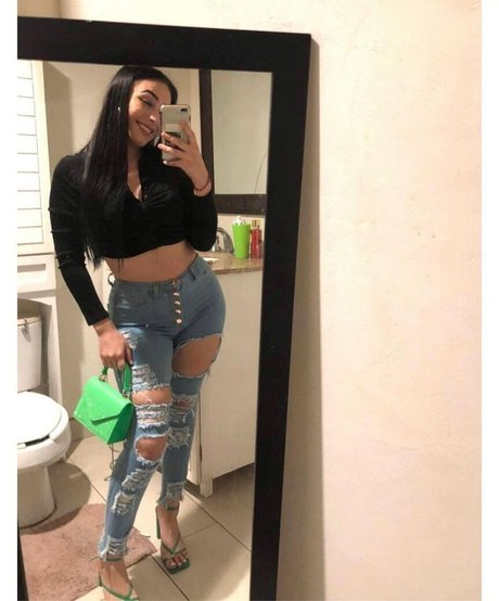 Diditafit model porn photo