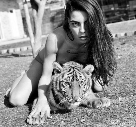 extreme onlyfans beautiful photo