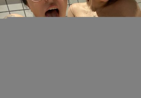 Giovanna Zague model art photo