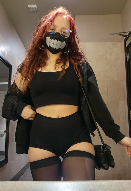 Lvrkd nude actress image