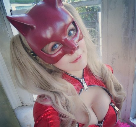 OnniesM model adult pictures