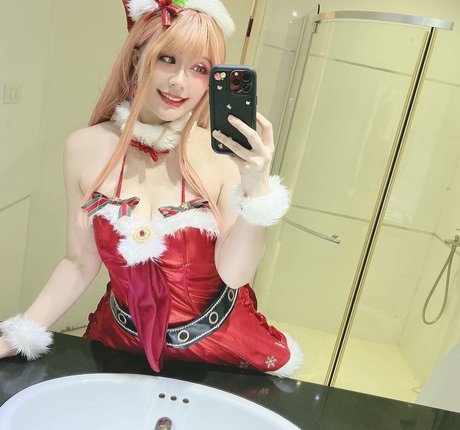 OnniesM naked model images