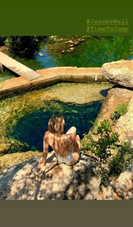 Shantel VanSanten sex model galleries