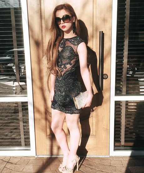 Raven Walton pretty star pic